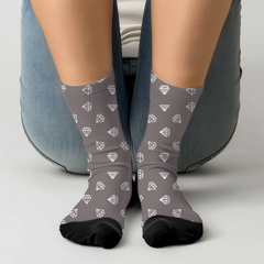 Diamond Print Knee-High Socks: Charcoal Grey Geometric Fashion