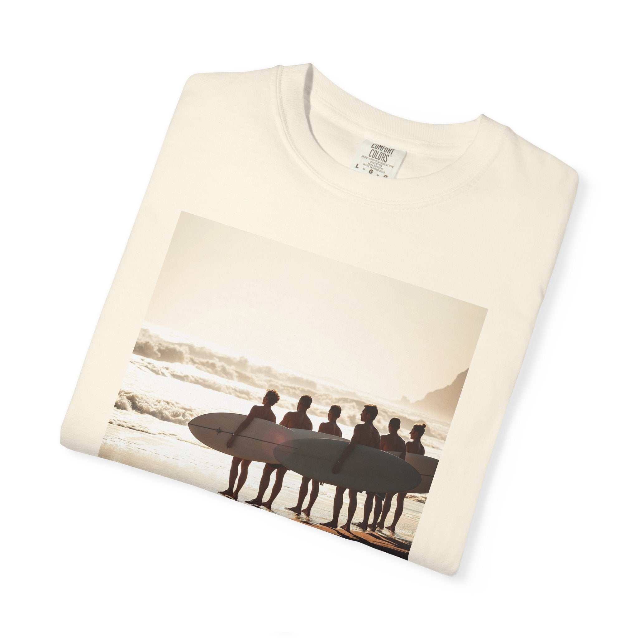 Vintage Surf Club T-Shirt Retro Beach Photography Tee Surfer Aesthetic Graphic Shirt Comfort Colors Coastal Ocean Lovers Gift